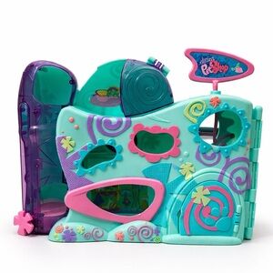 Littlest Pet Shop Playful Paws Daycare Building Playset LPS House
